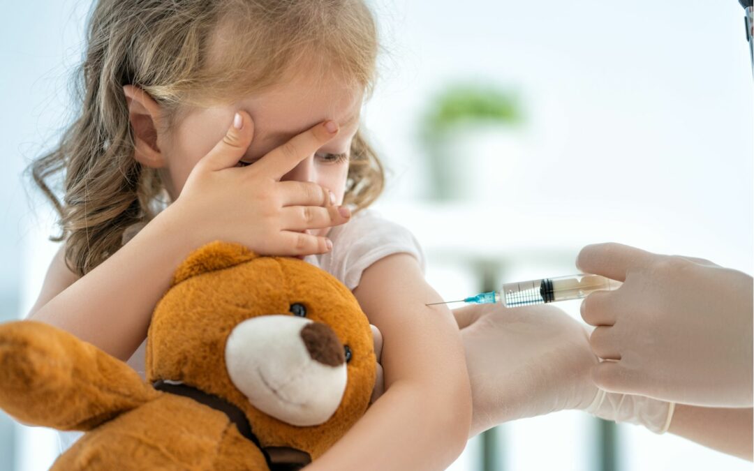 enfant qui refuse vaccin
